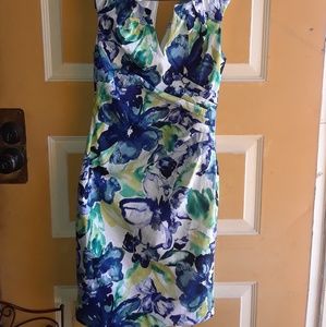 Preowned gorgeous Adrianna Papell floral dress